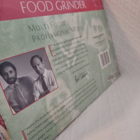 VillaWare Classic Italian Pro Food Grinder 5265-05 UNUSED in Box - Picture 4 of 8